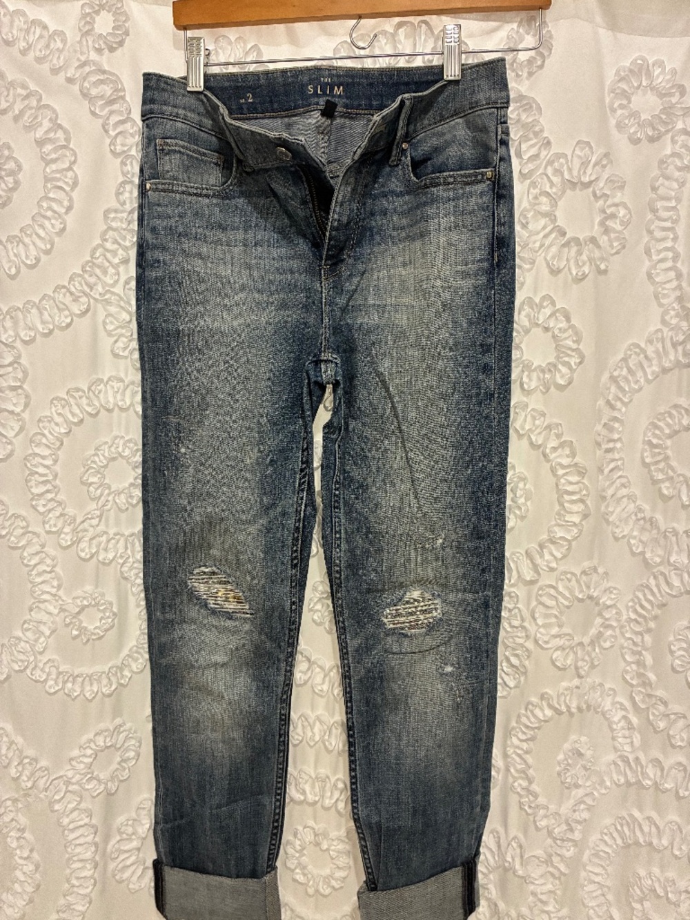 WHBM slim cropped cuffed denim jeans, size 2